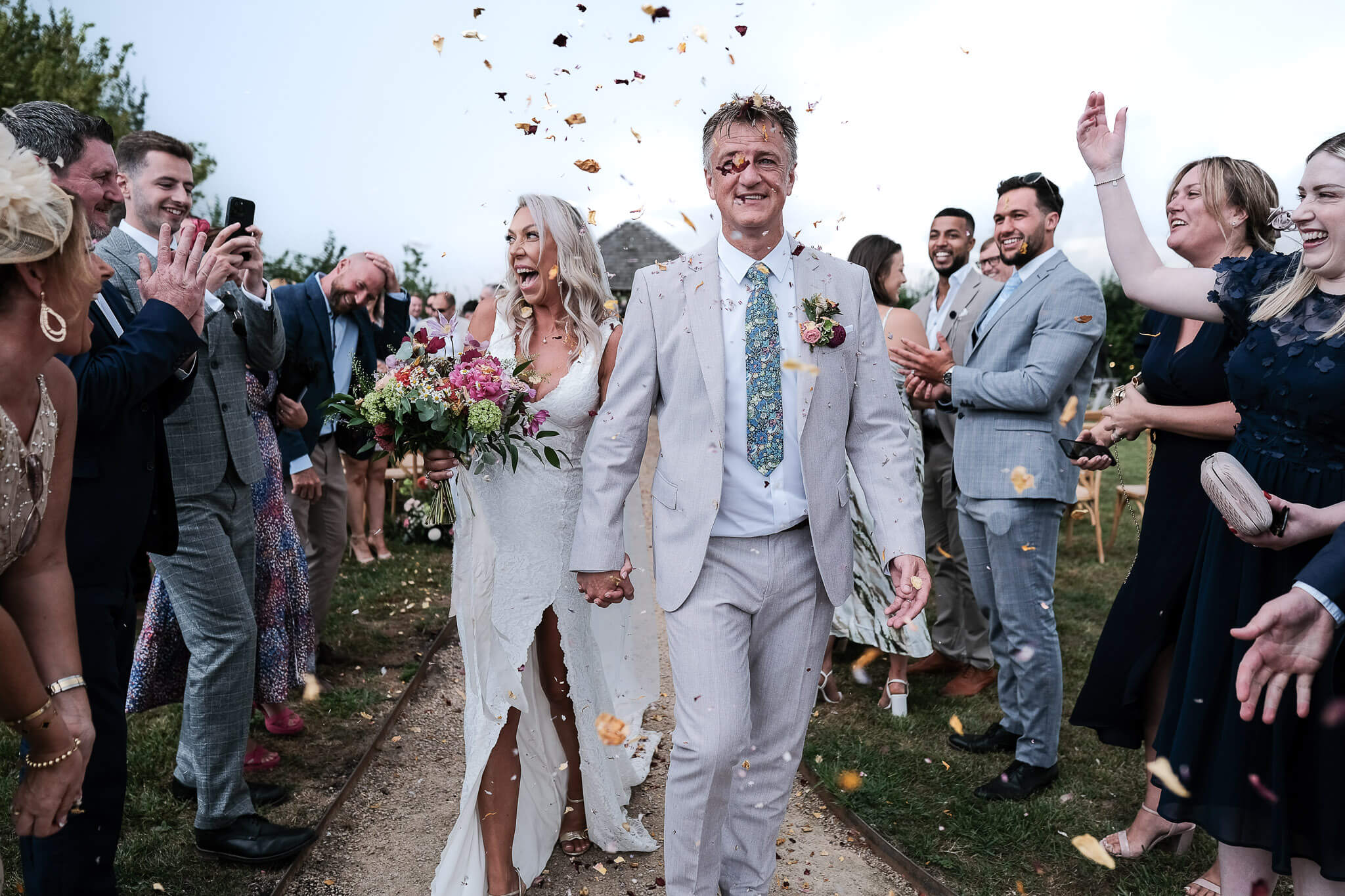 Willow Grange Farm Wedding Photographer | Cambridge Wedding Venue Guide